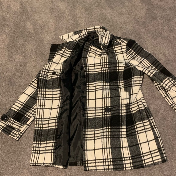 Winter jacket - Picture 3 of 4